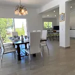 Peaceful Villa With Sea View Close To Carvoeiro