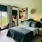 Palm View Guesthouse, Adults Only