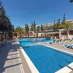 Blue & Yellow Penthouse With Terrace At Balaia Mar