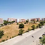 Golden Cliff Apartment