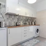 Apartment Breeze Located In The Heart Of Carvoeiro