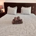 Central Lagos Apt With Marina Views Near Beaches