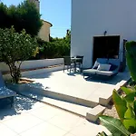 Andorina Apartment 1Km From Arrifana Beach