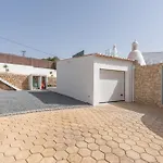 Lavanda Magnificent Five Bedroom Villa