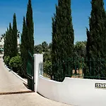 Villa Entrecolinas By Interhome