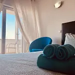 Lagos Main Avenue Studio With Marina View Balcony