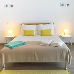 Casa Maia- Spacious Apartment With Outdoor Terraces