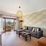 Cosy Apartment With Pool 2
