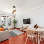 Bnb Homes Apartment With Cozy Terrace & 2 Swimming Pools Near The Heart City