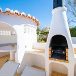 61 Vdm - Superb Villa On Vale Do Milho With Heated