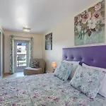 Numar Residence A A