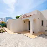 67 Adm - 3 Bed Villa Walking Distance To Carvoeiro