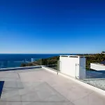 Villa Centeanes - Luxury Villa