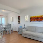 Casa Com 2 Suites E Terraco A Passos Do Mar #1958