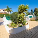 Casa Filipa Full House - Spacious Villa With Private Pool & Jacuzzi