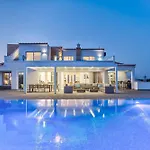 Villa Goldeneye - Luxury 6 Bedroom Villa