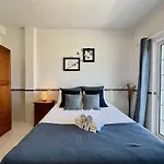 Pera Stylish Villa With Pool By Homing