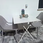 Aura Guesthouse