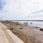 New! Santa Luzia