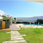 Beautiful Two Bed Apartment In Lagos Marina With Shared Pool