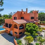 Villa Laranja