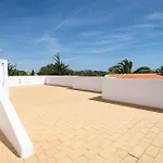 Pomba Beautifully Renovated With Heated Pool!