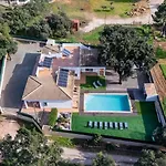 Villa Sundays With Pool By Lovelystay