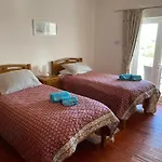 Villa Vale Verde 5 Bedroom Villa, 10 Min Walk To