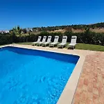 Casa Das Pedrinhas By Alzira