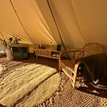 Tribu Lodge
