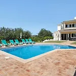 Casa Dos Avos By Gabi Miguel