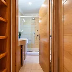 Captivating Villa 600M To Vau Beach
