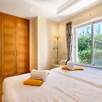 Captivating Villa 600M To Vau Beach