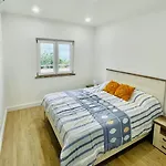 Brisamarvilas Sea View, 5 Min Walk To Town & Beach 12E13