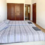 Spacious Apartment In Carvoeiro With Sea View 80 M²