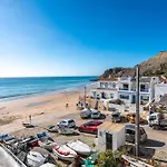 Beach Apt 1 In Burgau