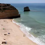 Beautiful Vila Rafaella, Walk Distance To Beaches