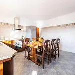 Fantastic Villa, 4 Bedrooms
