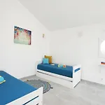 Villa With Heatable Pool