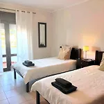 Aqua Plaza 2 Bedr Swimming Pool 5 Min To The Beach