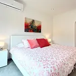 Beautiful 4-Bedroom Villa With Garden And Pool