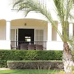 Luxury 3 Bedroom Apartment On Gated Complex
