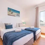 Beachsun Gale - Beautiful Villa Close To Beach