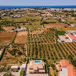 Villa Hugo - Bright Modern Walk To Restaurants