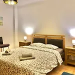 Holidayhouse In Lagos - Stylish House In Lagos Old Town