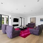 Villa Areeiro