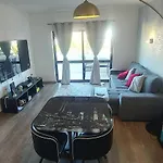 Albufeira Spot Com Piscinas Exteriores E Interior!
