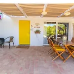 Laranjal Farm House - Solis