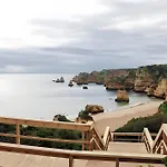 A Casa E A Praia Da Ana
