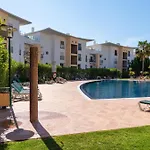 Bnb Homes White Rose Garden Apartment With 2 Terraces & 2 Swimming Pools